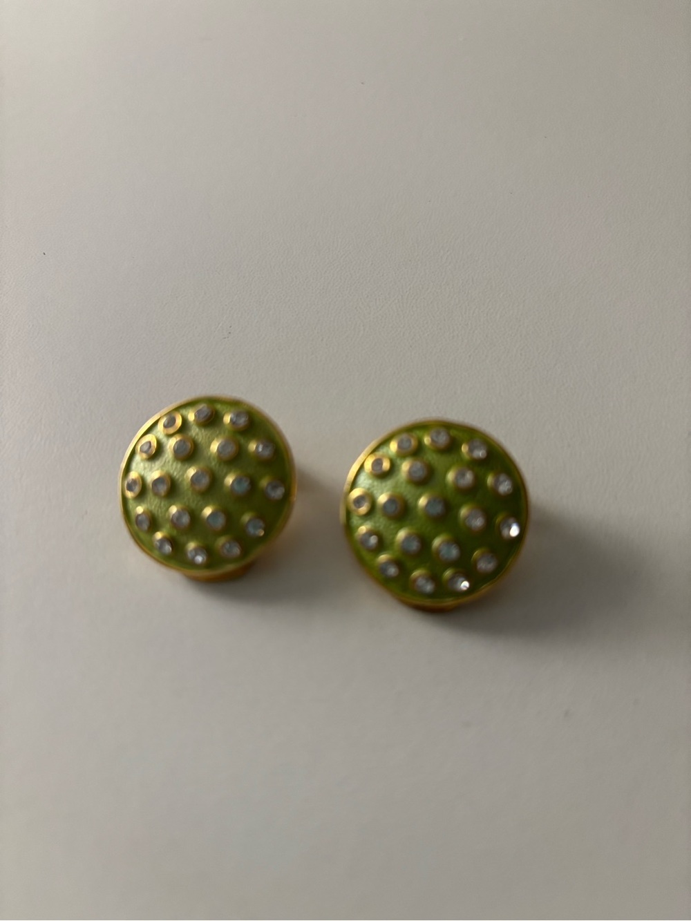 Vintage clip earrings